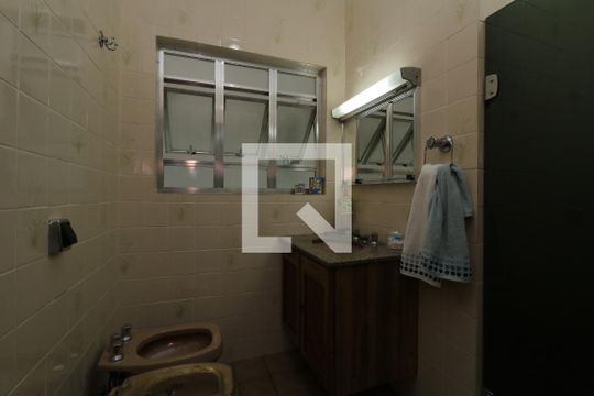Banheiro da Suite de casa à venda com 3 quartos, 242m² em Vila Eldizia, Santo André