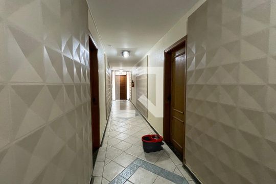 Área comum de apartamento à venda com 3 quartos, 96m² em Rio Branco, Porto Alegre