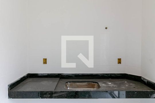 Cozinha de apartamento à venda com 2 quartos, 110m² em Novo Eldorado, Contagem