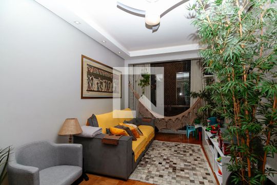 Sala de apartamento à venda com 2 quartos, 74m² em Centro Histórico, Porto Alegre