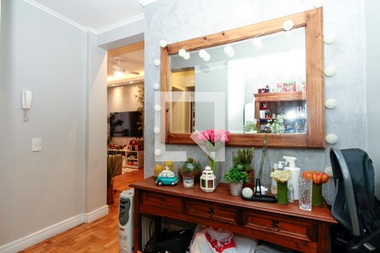 Antesala de apartamento à venda com 2 quartos, 74m² em Centro Histórico, Porto Alegre
