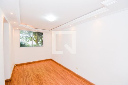 Sala de apartamento para alugar com 2 quartos, 45m² em Água Chata, Guarulhos