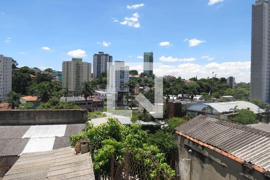 Lavanderia (Vista) de casa para alugar com 1 quarto, 39m² em Freguesia do Ó, São Paulo