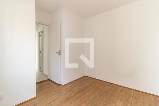 Quarto 1 de apartamento à venda com 2 quartos, 34m² em Parque Fongaro, São Paulo