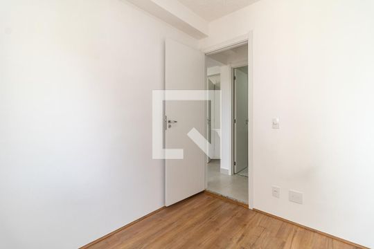 Quarto 2 de apartamento à venda com 2 quartos, 34m² em Parque Fongaro, São Paulo