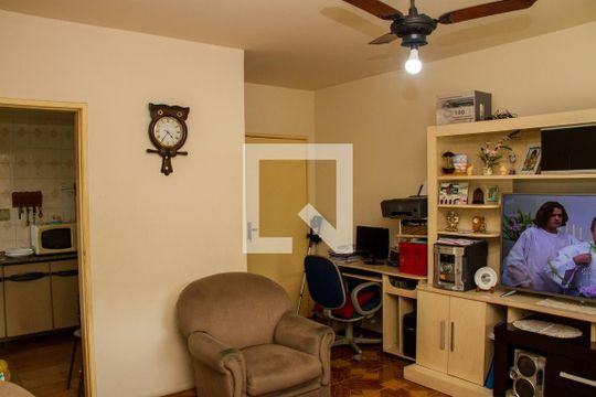 Sala de apartamento para alugar com 2 quartos, 58m² em Cascadura, Rio de Janeiro