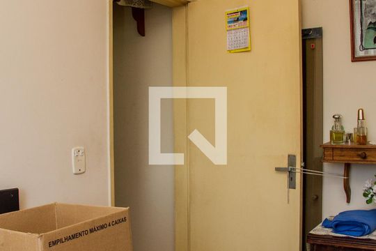 Quarto 01 de apartamento para alugar com 2 quartos, 58m² em Cascadura, Rio de Janeiro