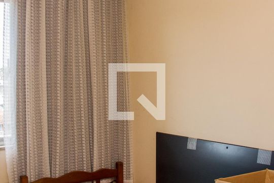 Quarto 01 de apartamento para alugar com 2 quartos, 58m² em Cascadura, Rio de Janeiro