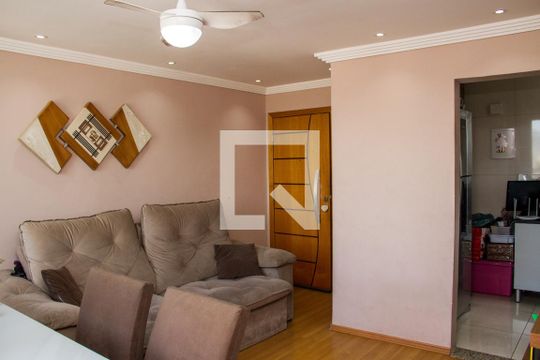 Sala de apartamento para alugar com 2 quartos, 58m² em Cascadura, Rio de Janeiro