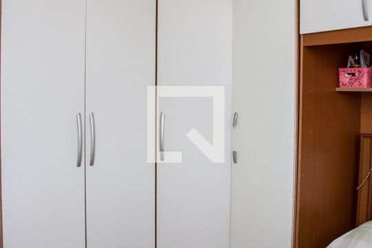Quarto 01 de apartamento para alugar com 2 quartos, 58m² em Cascadura, Rio de Janeiro