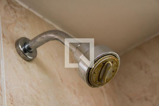 Banheiro Social de apartamento para alugar com 2 quartos, 58m² em Cascadura, Rio de Janeiro