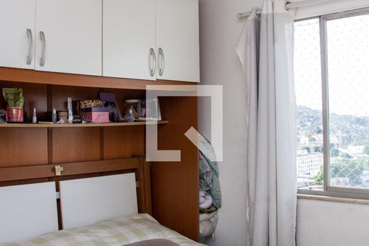 Quarto 01 de apartamento para alugar com 2 quartos, 58m² em Cascadura, Rio de Janeiro