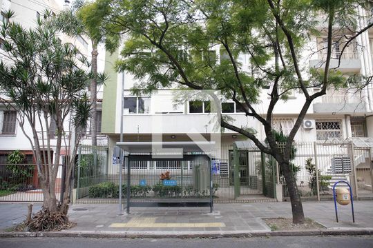 Fachada de apartamento para alugar com 3 quartos, 98m² em Santana, Porto Alegre