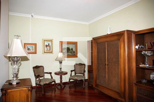 Sala de apartamento à venda com 3 quartos, 98m² em Santana, Porto Alegre