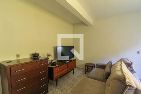 Casa 2 de casa à venda com 6 quartos, 129m² em Jardim Mirante, Várzea Paulista