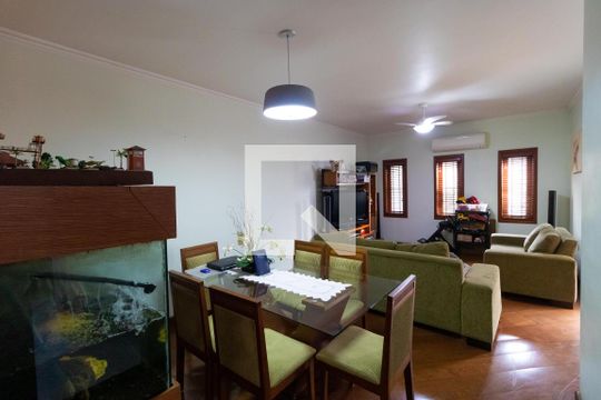 Sala de casa à venda com 3 quartos, 150m² em Parque Beatriz, Campinas