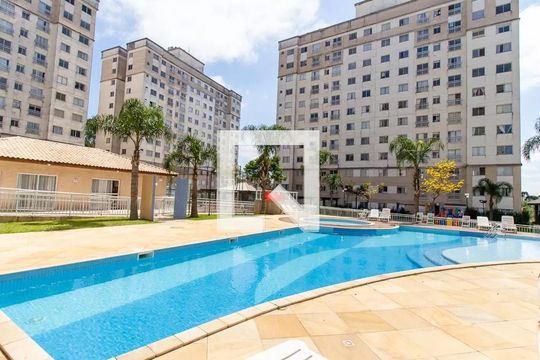 Área comum - Piscina de apartamento para alugar com 2 quartos, 60m² em Pinheirinho, Curitiba