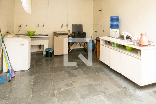 Área de serviço   de casa à venda com 5 quartos, 544m² em Planalto Paulista, São Paulo