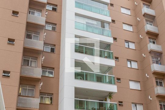 Fachada de apartamento à venda com 3 quartos, 85m² em Vila Ipojuca, São Paulo