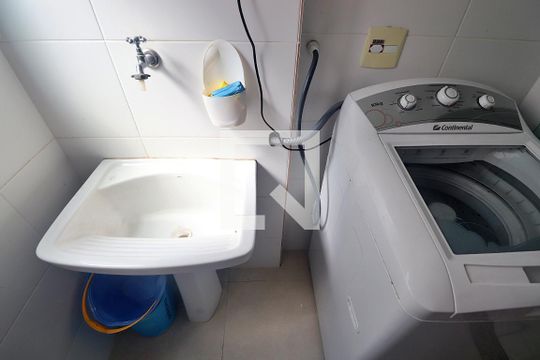 Área de Serviço de apartamento à venda com 2 quartos, 60m² em Vila Curuçá, Santo André