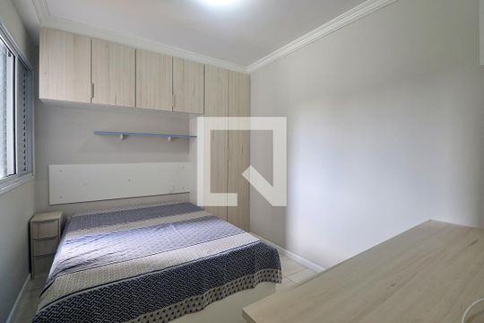 Quarto 2 de apartamento à venda com 2 quartos, 60m² em Vila Curuçá, Santo André