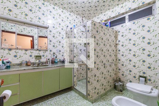 Banheiro de casa à venda com 4 quartos, 500m² em Presidente Altino, Osasco