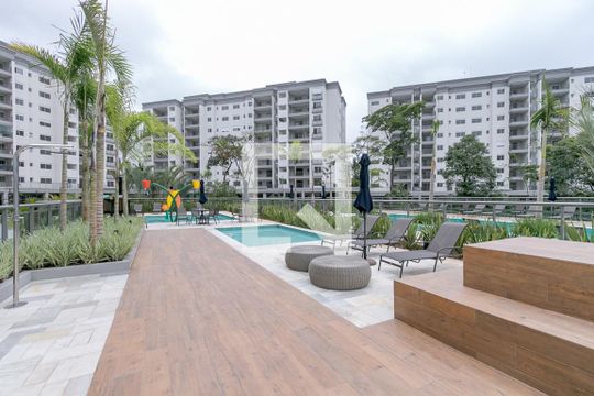 Piscina de apartamento à venda com 2 quartos, 66m² em Santo Amaro, São Paulo