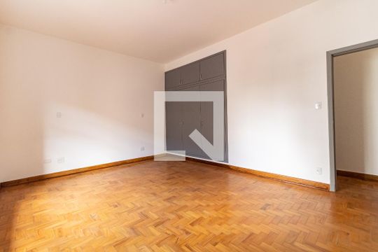 Suíte  de apartamento para alugar com 4 quartos, 120m² em Aclimação, São Paulo