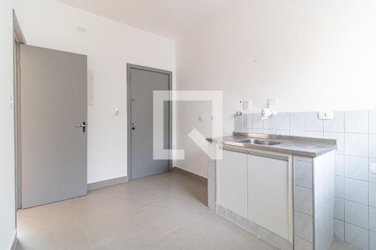 Cozinha de apartamento para alugar com 4 quartos, 120m² em Aclimação, São Paulo