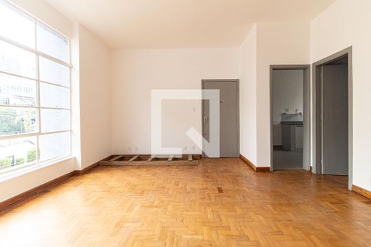 Sala de apartamento para alugar com 4 quartos, 120m² em Aclimação, São Paulo