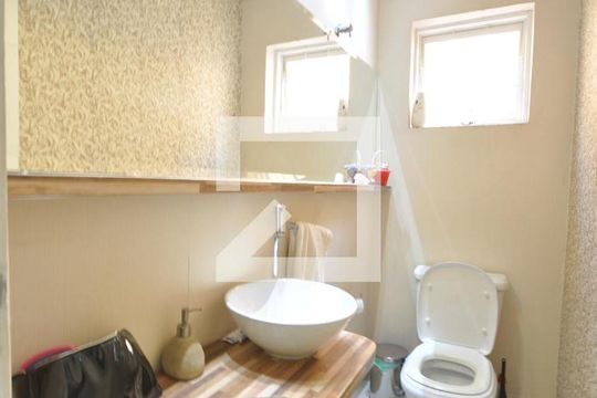 Lavabo de casa à venda com 3 quartos, 240m² em Vila Mazzei, São Paulo