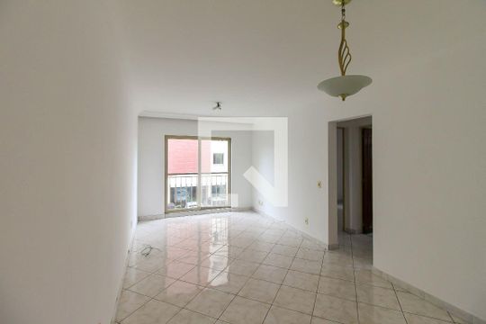 Apartamento à venda com 2 quartos, 65m² em Vila Ivone, São Paulo