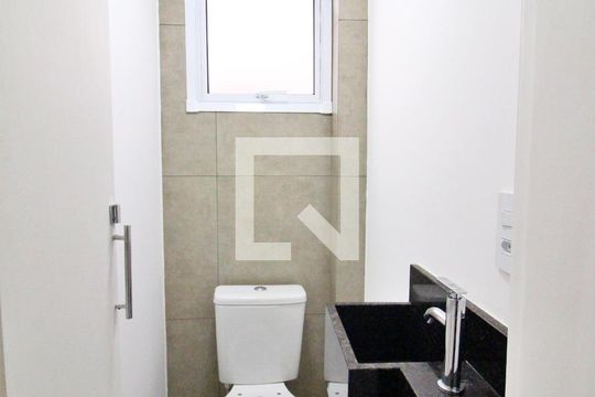 Lavabo de apartamento à venda com 3 quartos, 154m² em Vila Camilopolis, Santo André