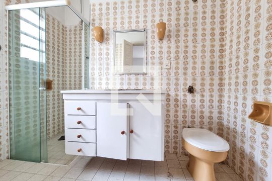 Banheiro da Suíte de casa para alugar com 3 quartos, 300m² em Jardim Nova America, São José dos Campos