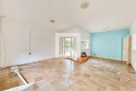 Casa para alugar com 3 quartos, 300m² em Jardim Nova America, São José dos Campos
