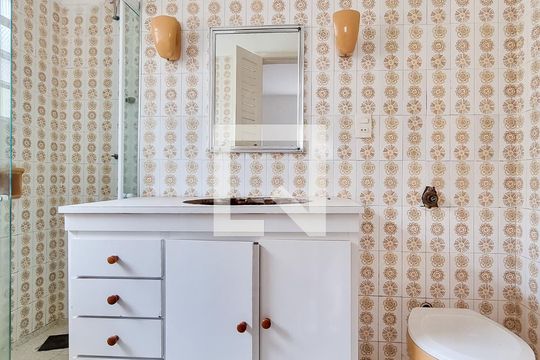 Banheiro da Suíte de casa para alugar com 3 quartos, 300m² em Jardim Nova America, São José dos Campos