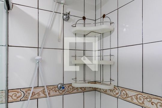 Banheiro de apartamento para alugar com 1 quarto, 42m² em Vila Gomes Cardim, São Paulo