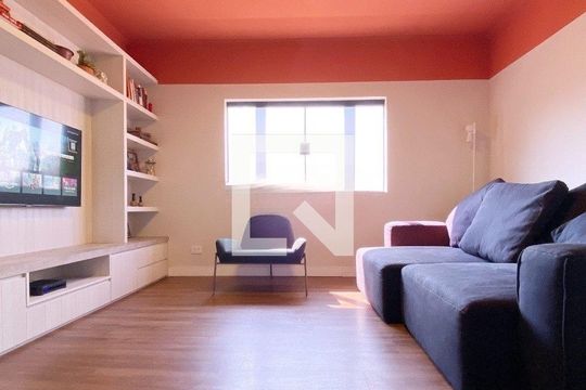 Casa à venda com 4 quartos, 300m² em Vila Monumento, São Paulo