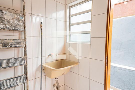 Área de Serviço de casa à venda com 1 quarto, 125m² em Jardim das Maravilhas, Santo André
