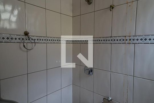 Banheiro de casa à venda com 1 quarto, 125m² em Jardim das Maravilhas, Santo André
