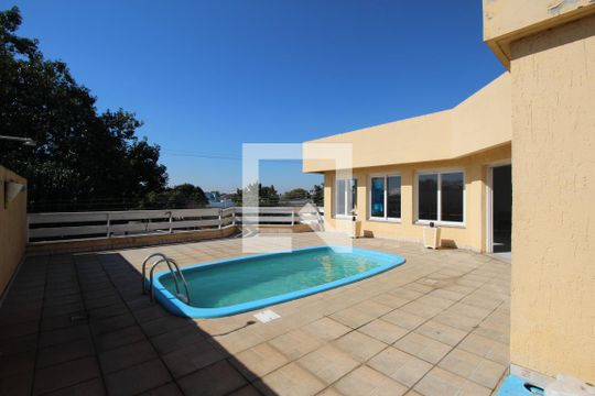 Área comum - Piscina de casa de condomínio à venda com 2 quartos, 118m² em Niterói, Canoas