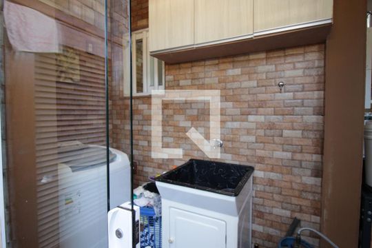 Área de Serviço de casa de condomínio à venda com 2 quartos, 118m² em Niterói, Canoas