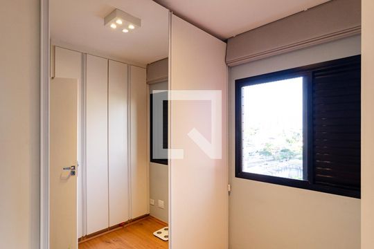 Apartamento à venda com 3 quartos, 79m² em Bosque da Saúde, São Paulo