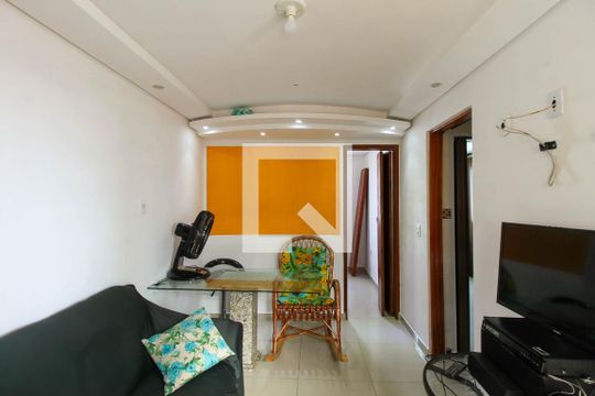 Sala de apartamento para alugar com 2 quartos, 50m² em Jardim Planalto, São Paulo