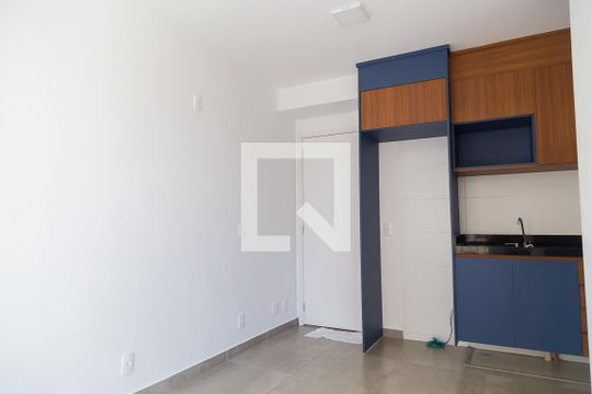 Sala de apartamento para alugar com 2 quartos, 38m² em Jardim Oriental, São Paulo