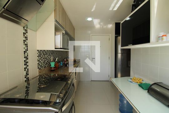 Cozinha de apartamento à venda com 4 quartos, 144m² em Barra Olímpica, Rio de Janeiro