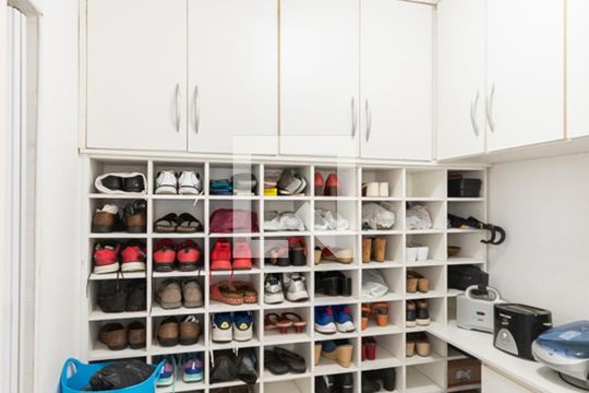 Quarto de Serviço de apartamento à venda com 2 quartos, 74m² em Estácio, Rio de Janeiro