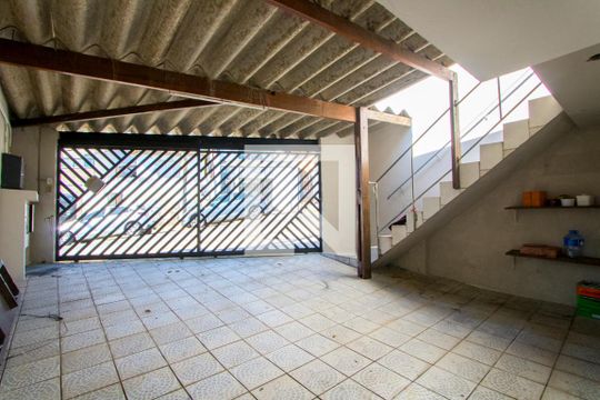Garagem de casa à venda com 3 quartos, 127m² em Vila Bela Vista, Santo André