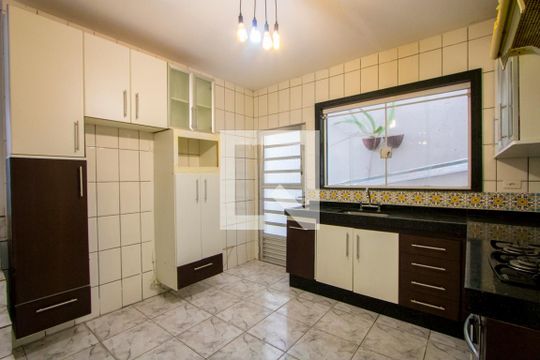 Cozinha de casa à venda com 3 quartos, 127m² em Vila Bela Vista, Santo André
