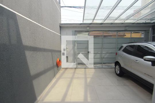 Garagem de casa à venda com 2 quartos, 112m² em Vila Tijuco, Guarulhos